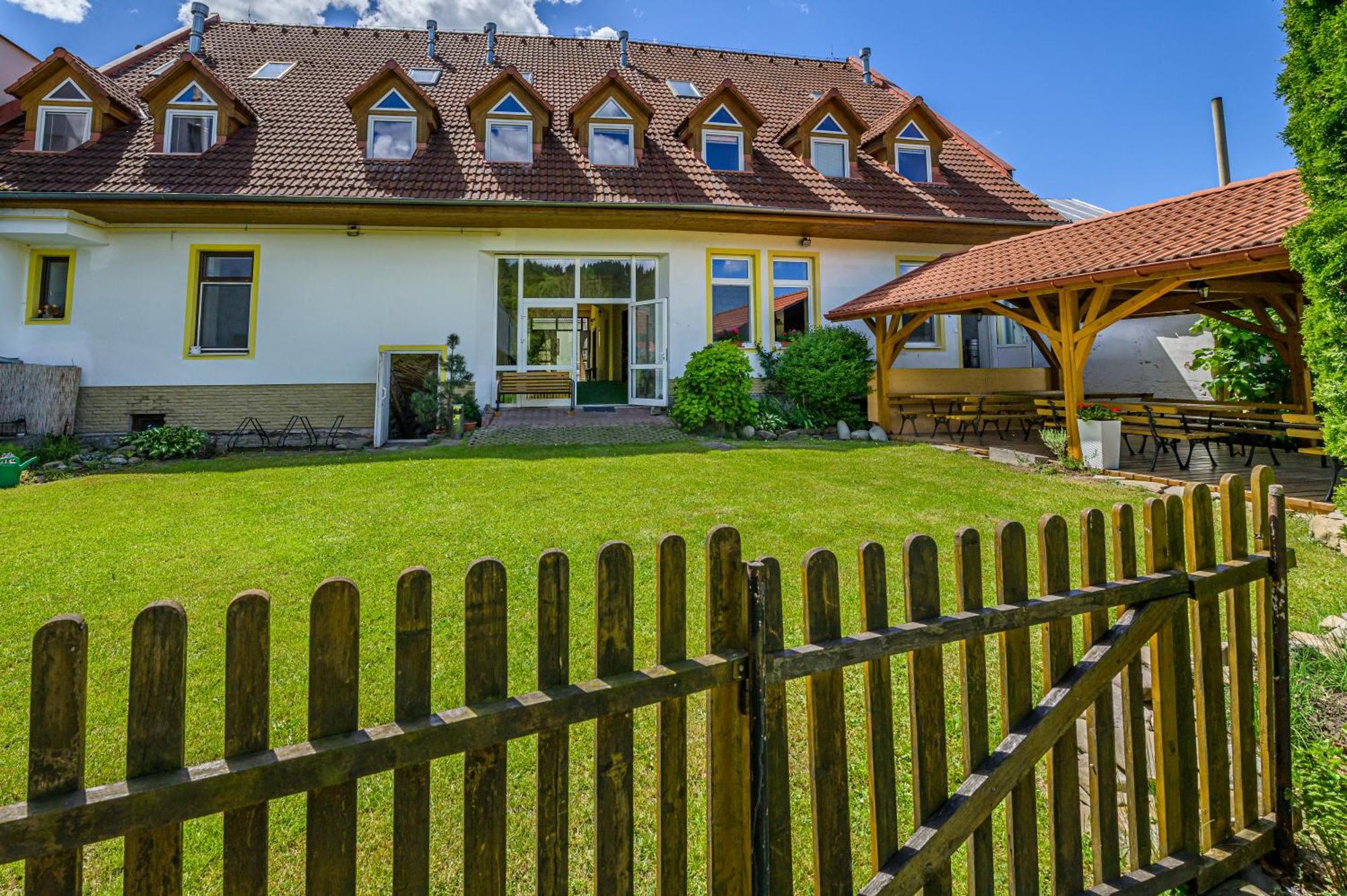 Penzion Antiqua Villa Spisska Stara Ves Exteriör bild